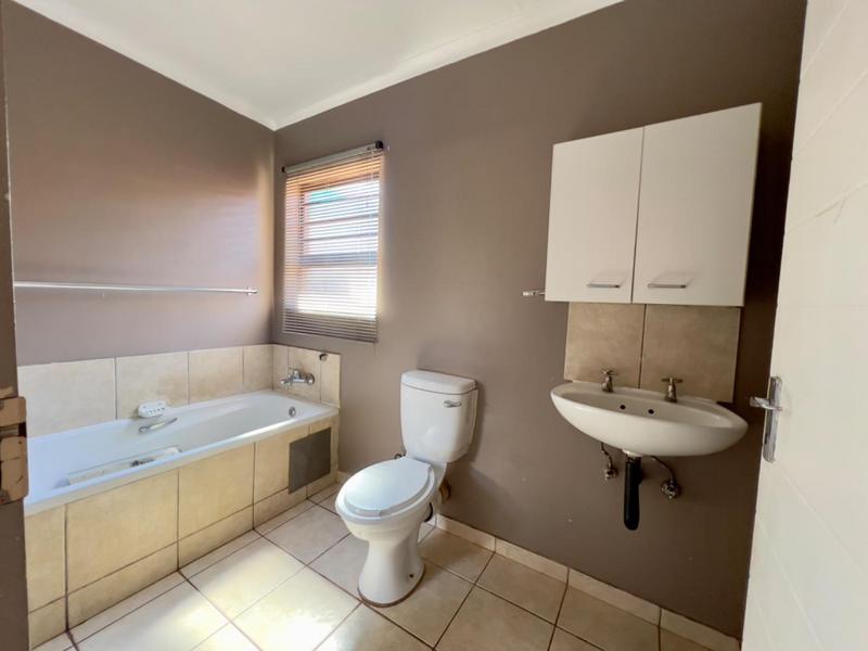 To Let 2 Bedroom Property for Rent in Kathu Northern Cape